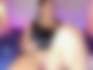 Live cam show with Candy Maria - Fingering on Cam Slut