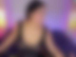 Live cam show with Candy Maria - Skinny on Fling VIP Chat