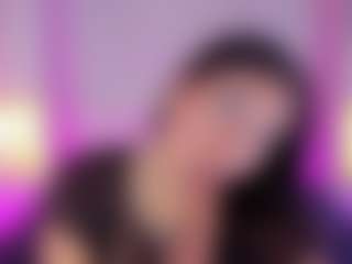 Live cam show with Candy Maria - Skinny on dropp.cam