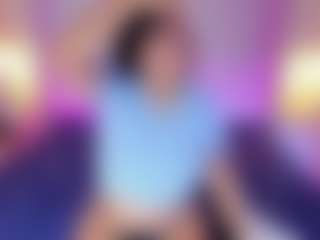 Live cam show with Candy Maria - Brown Eyes Blonde Hair on instabang