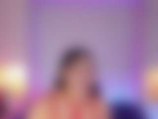 Live cam show with Candy Maria - Petite on Camsoda