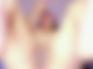 Live cam show with Candy Maria - Facial Piercings on slutload