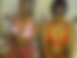 Bella's Live Sex Cam Show