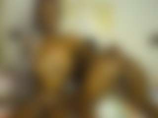 Bella's Live Sex Cam Show