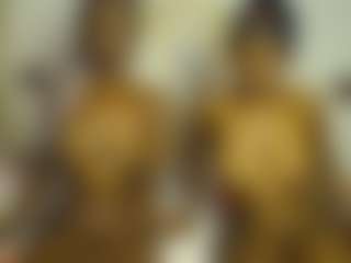 Bella's Live Sex Cam Show