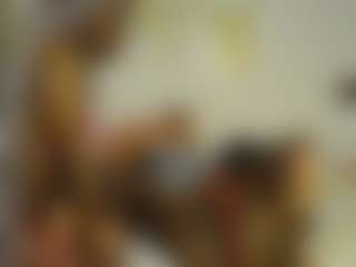 Bella's Live Sex Cam Show