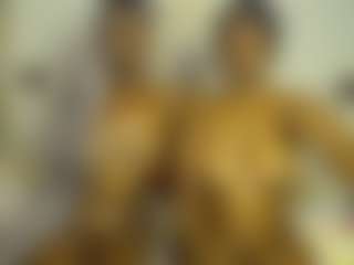 Bella's Live Sex Cam Show