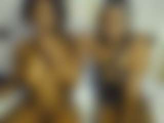 Bella's Live Sex Cam Show