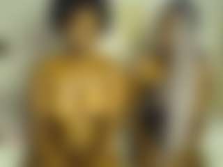 Bella's Live Sex Cam Show