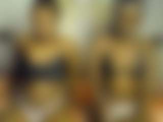 Bella's Live Sex Cam Show
