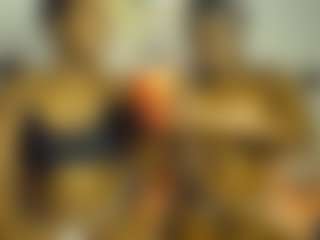 Bella's Live Sex Cam Show