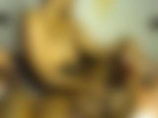 Bella's Live Sex Cam Show