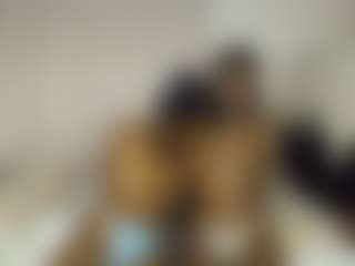 Bella's Live Sex Cam Show