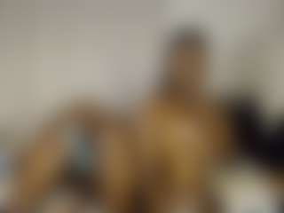 Bella's Live Sex Cam Show