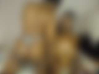 Bella's Live Sex Cam Show