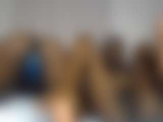 Bella's Live Sex Cam Show