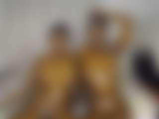 Bella's Live Sex Cam Show