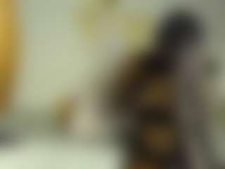Bella's Live Sex Cam Show