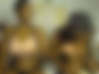 Bella's Live Sex Cam Show