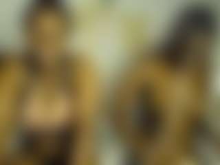 Bella's Live Sex Cam Show