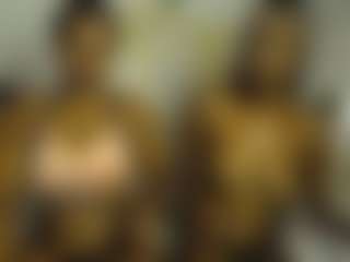 Bella's Live Sex Cam Show
