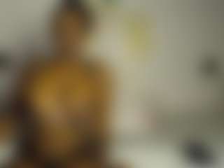 Bella's Live Sex Cam Show