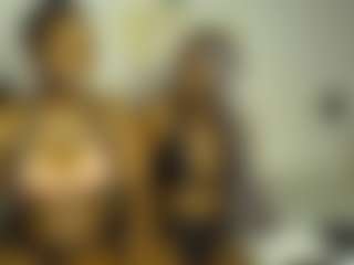 Bella's Live Sex Cam Show