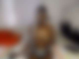 Bella's Live Sex Cam Show