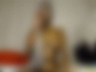 Bella's Live Sex Cam Show