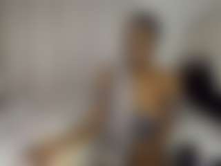 Bella's Live Sex Cam Show