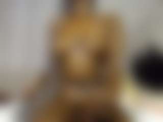 Bella's Live Sex Cam Show