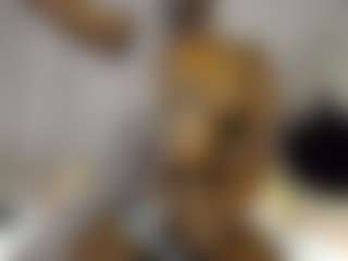 Bella's Live Sex Cam Show