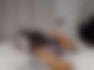 Bella's Live Sex Cam Show
