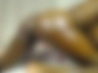 Bella's Live Sex Cam Show