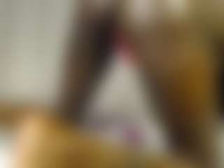 Bella's Live Sex Cam Show