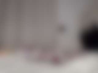 Live cam show with Bella - Bedroom Curvy on Gym Cam Girls