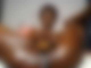Bella's Live Sex Cam Show