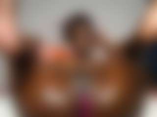 Bella's Live Sex Cam Show