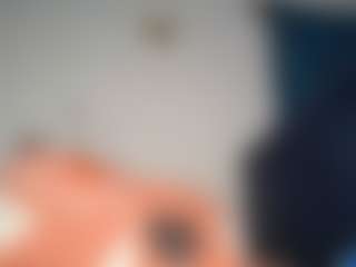 Bella's Live Sex Cam Show