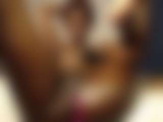 Bella's Live Sex Cam Show