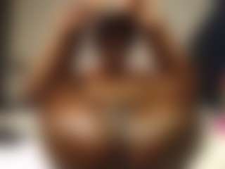 Bella's Live Sex Cam Show