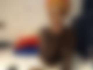 Bella's Live Sex Cam Show