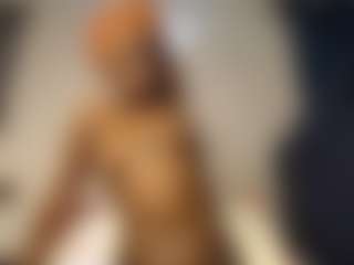 Bella's Live Sex Cam Show