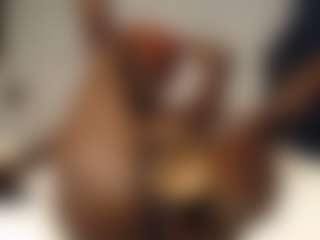 Bella's Live Sex Cam Show