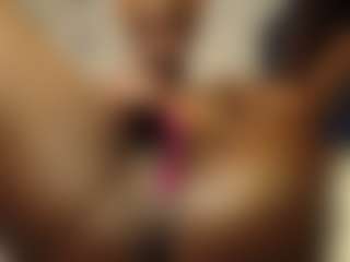 Bella's Live Sex Cam Show