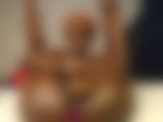 Bella's Live Sex Cam Show