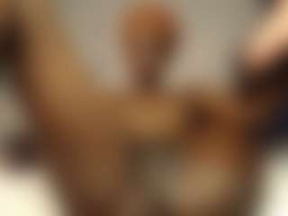 Bella's Live Sex Cam Show
