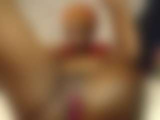 Live cam show with Bella - Ebony on Camsoda