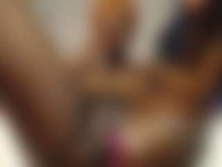 Live cam show with Bella - Dirty Talk on nudelive.tv