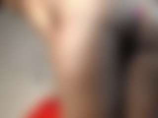 Bella's Live Sex Cam Show
